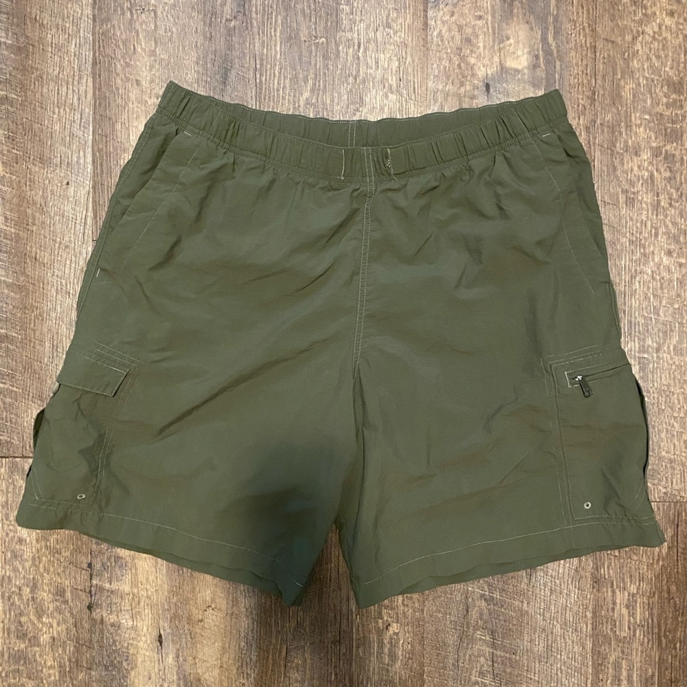 Columbia Green Outdoor Hiking Cargo Shorts Mens Large - Picture 1 of 5